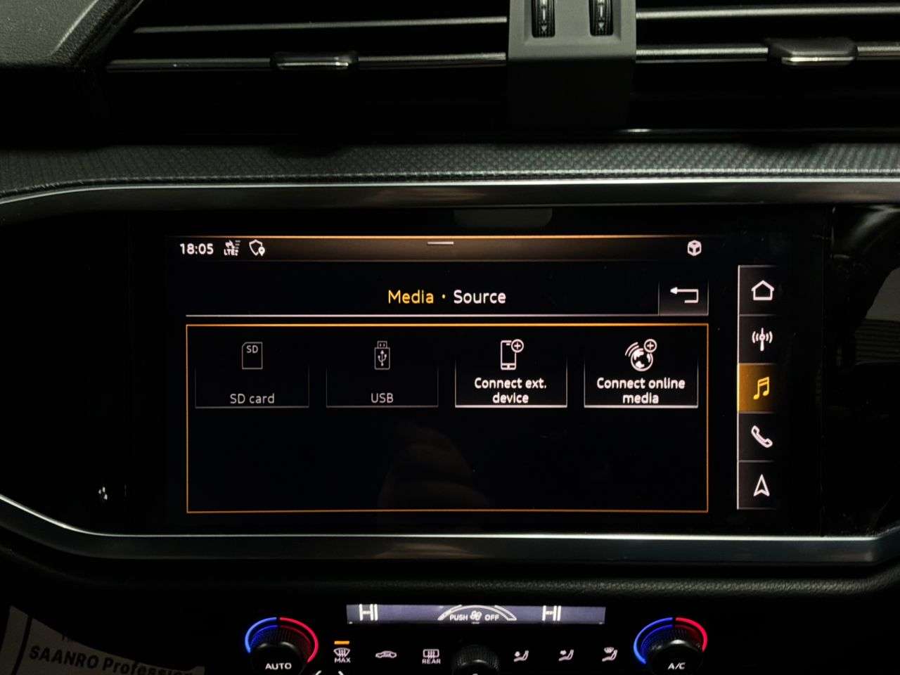 2020 AUDI Q3 2020 AUDI Q3