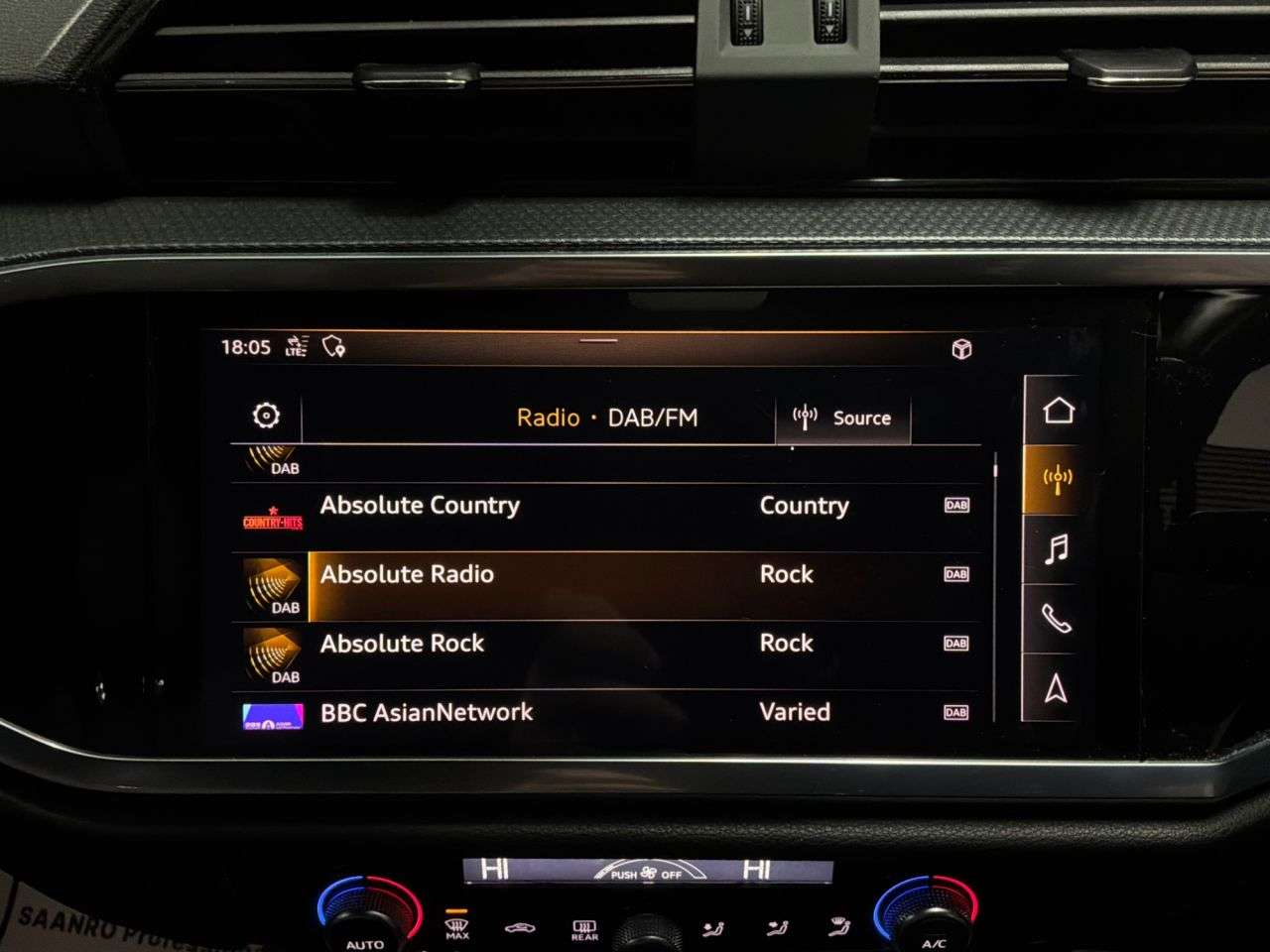 2020 AUDI Q3 2020 AUDI Q3