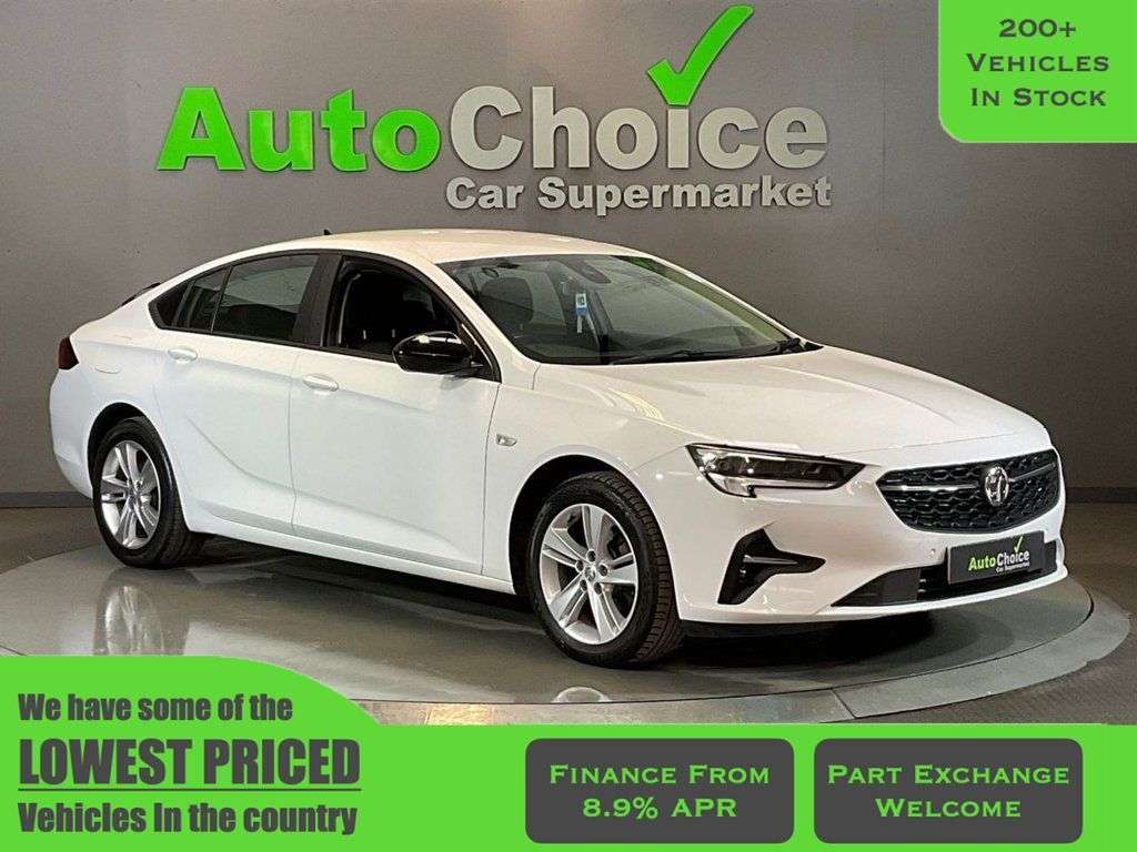 A 2021 VAUXHALL INSIGNIA 1.5 Turbo D SE Nav Grand Sport 5dr Diesel Manual Euro 6 (s/s) (122 ps) *Ama A 2021 VAUXHALL INSIGNIA 1.5 Turbo D SE Nav Grand Sport 5dr Diesel Manual Euro 6 (s/s) (122 ps) *Ama