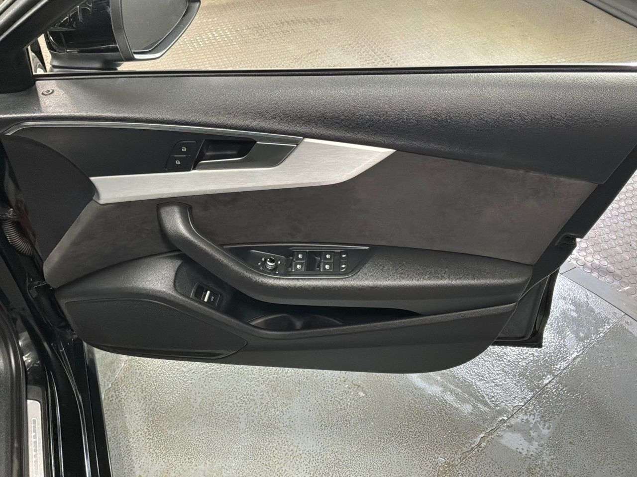 2019 AUDI A4 AVANT 2019 AUDI A4 AVANT