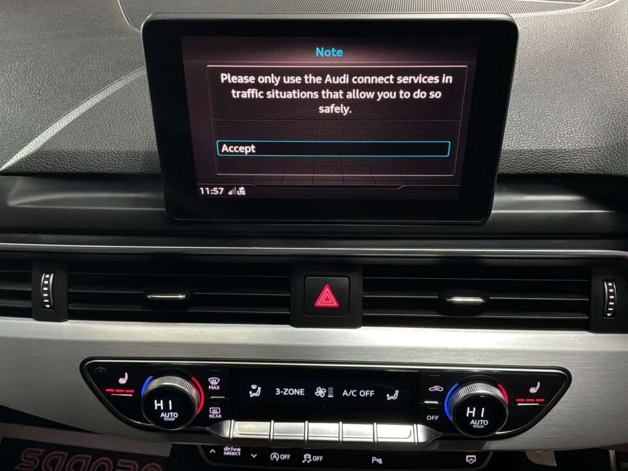 2019 AUDI A4 AVANT 2019 AUDI A4 AVANT