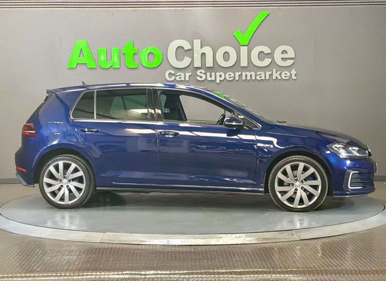 2018 VOLKSWAGEN GOLF 2018 VOLKSWAGEN GOLF