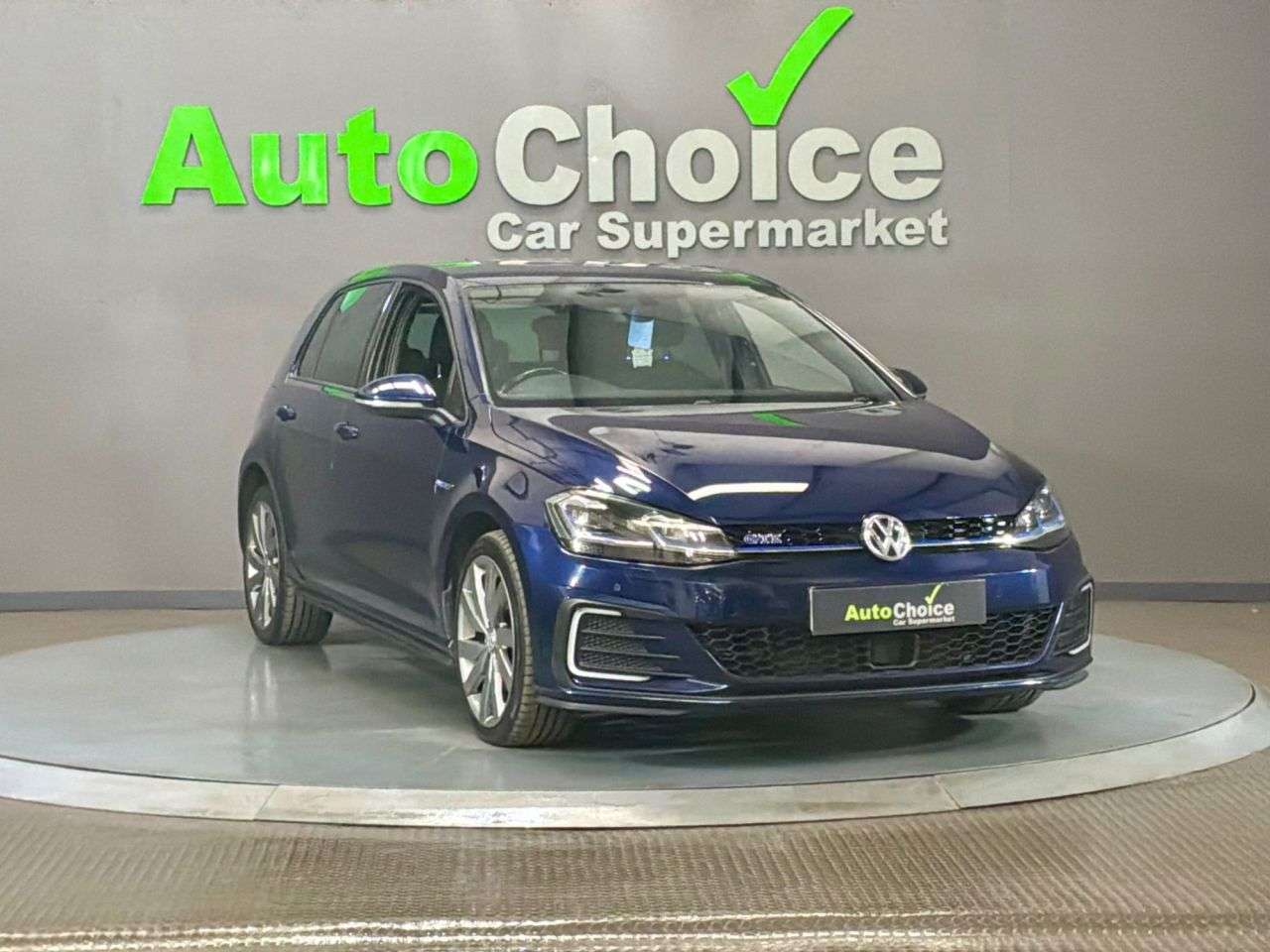 A 2018 VOLKSWAGEN GOLF 1.4 TSI 8.7kWh GTE Advance Hatchback 5dr Petrol Plug-in Hybrid DSG Euro 6 ( A 2018 VOLKSWAGEN GOLF 1.4 TSI 8.7kWh GTE Advance Hatchback 5dr Petrol Plug-in Hybrid DSG Euro 6 (