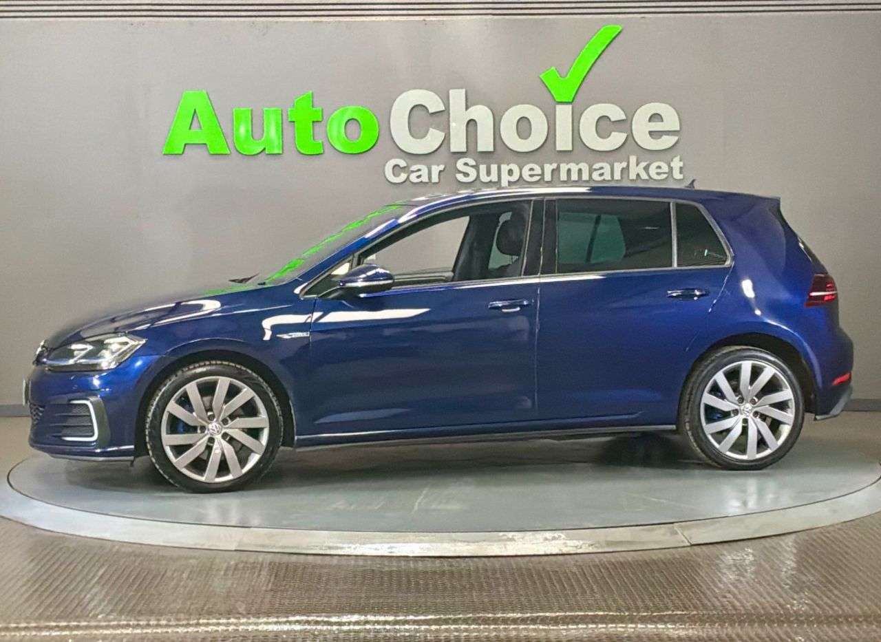 2018 VOLKSWAGEN GOLF 2018 VOLKSWAGEN GOLF