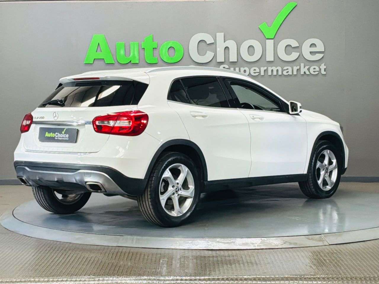 2018 MERCEDES-BENZ 180 2018 MERCEDES-BENZ 180