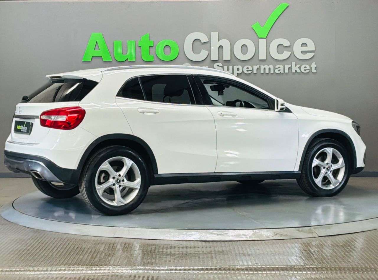 2018 MERCEDES-BENZ 180 2018 MERCEDES-BENZ 180