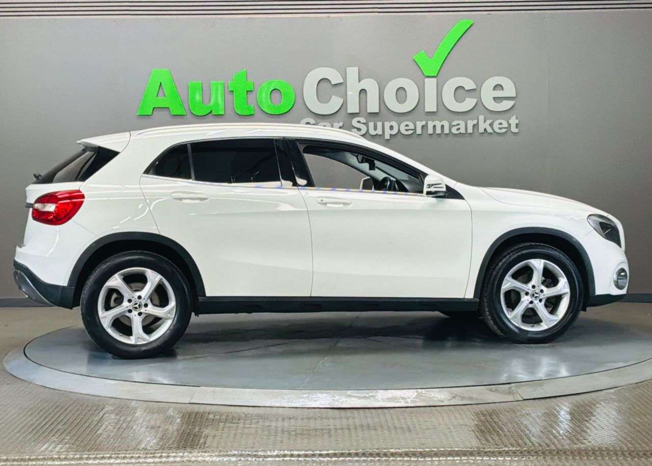 2018 MERCEDES-BENZ 180 2018 MERCEDES-BENZ 180
