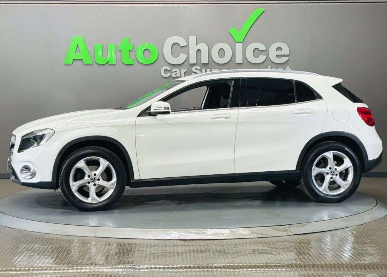 2018 MERCEDES-BENZ 180 2018 MERCEDES-BENZ 180