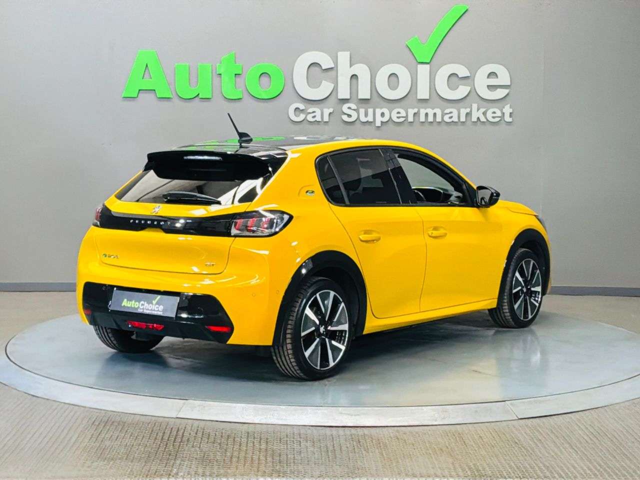 2021 PEUGEOT E-208 2021 PEUGEOT E-208