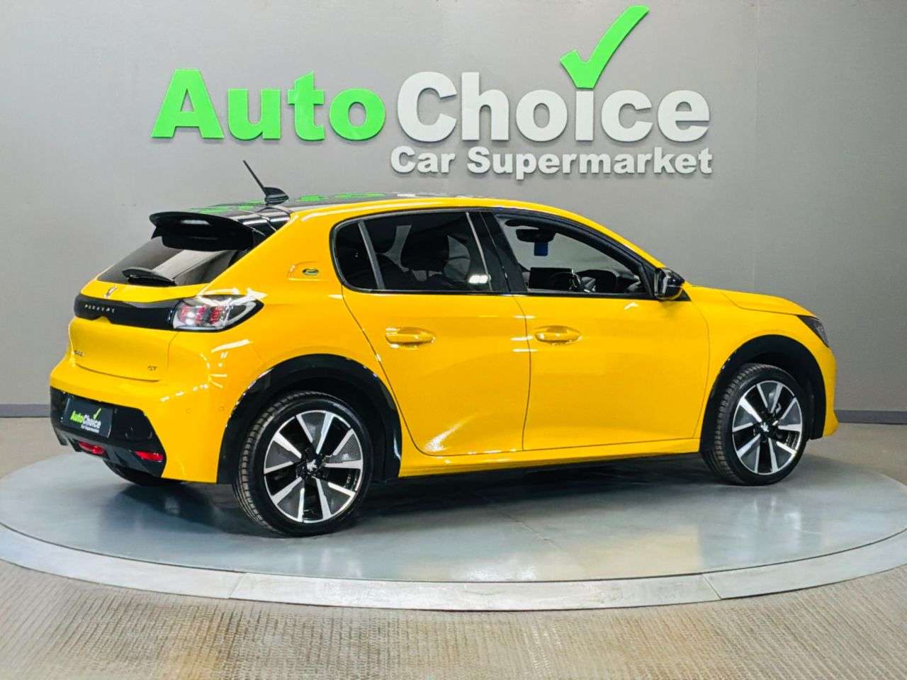 2021 PEUGEOT E-208 2021 PEUGEOT E-208