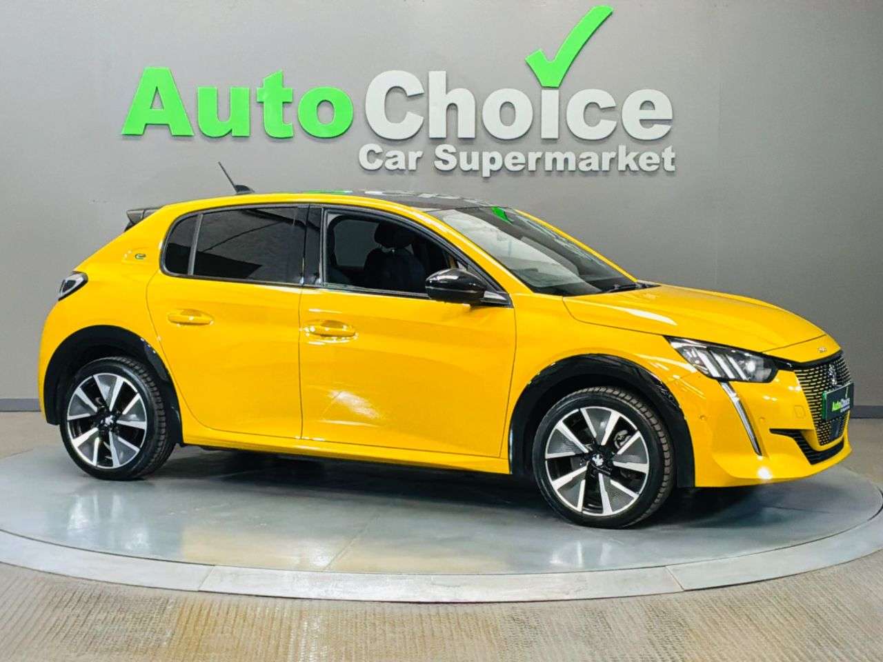 2021 PEUGEOT E-208 2021 PEUGEOT E-208
