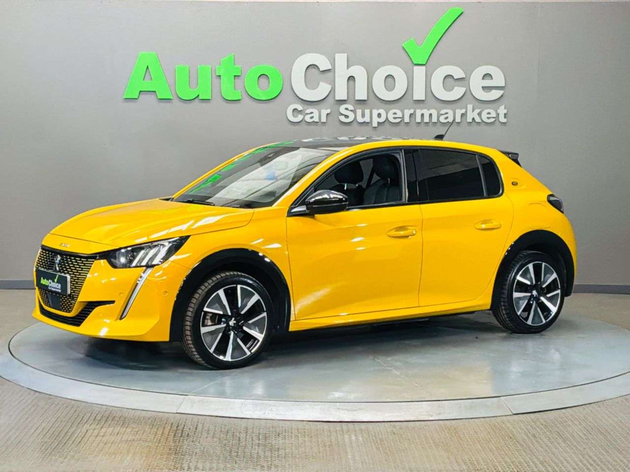 2021 PEUGEOT E-208 2021 PEUGEOT E-208
