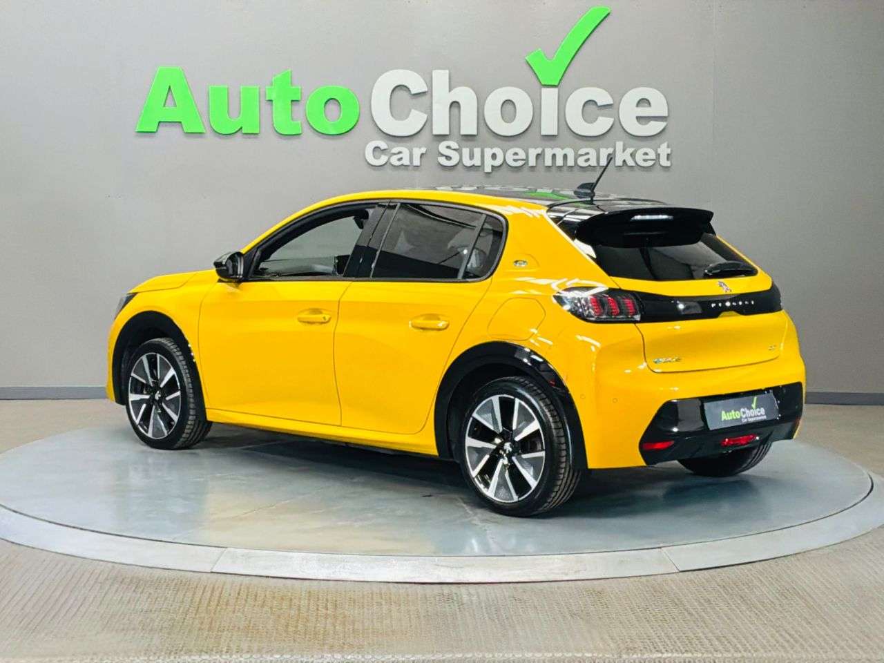2021 PEUGEOT E-208 2021 PEUGEOT E-208