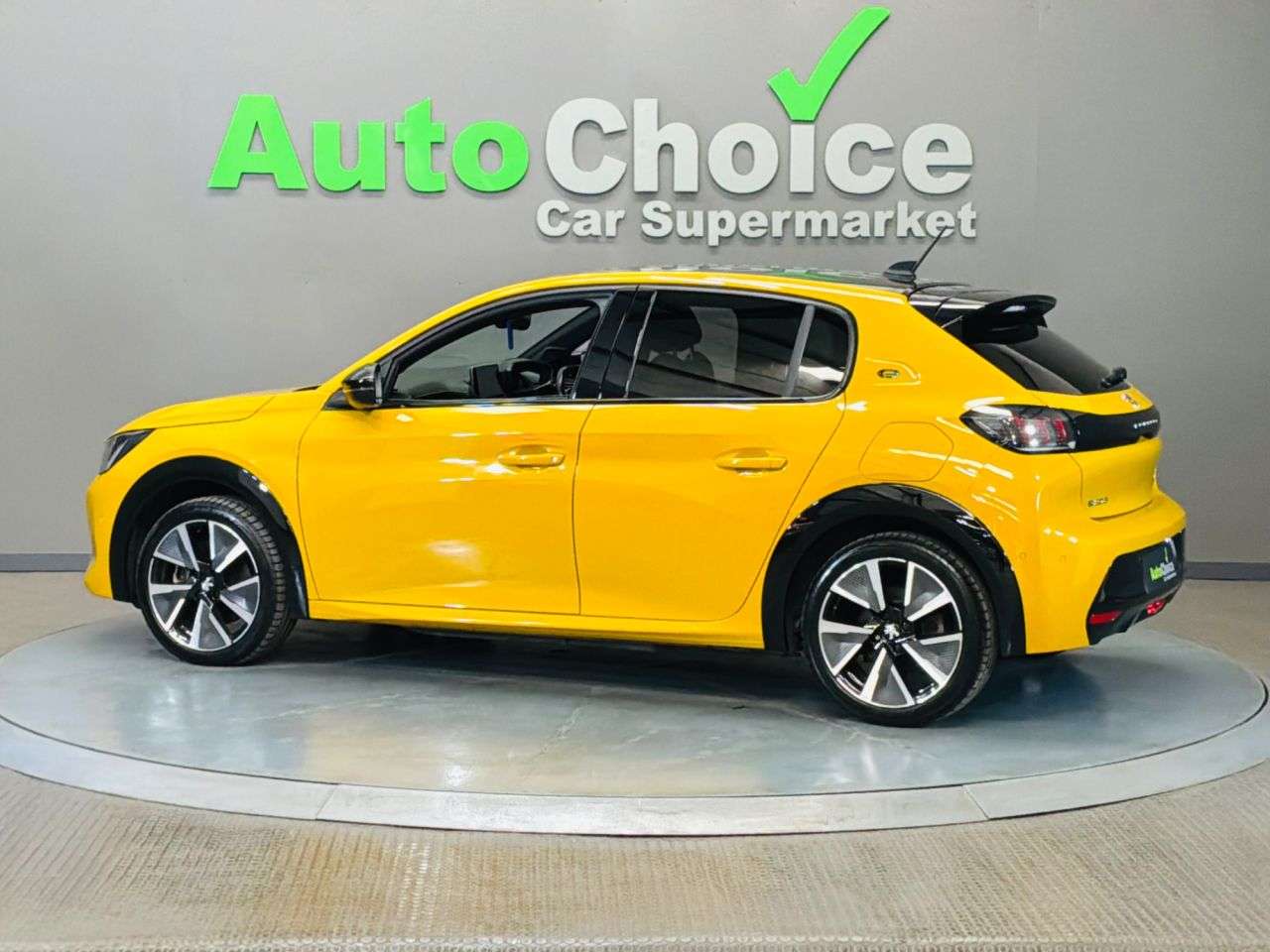 2021 PEUGEOT E-208 2021 PEUGEOT E-208