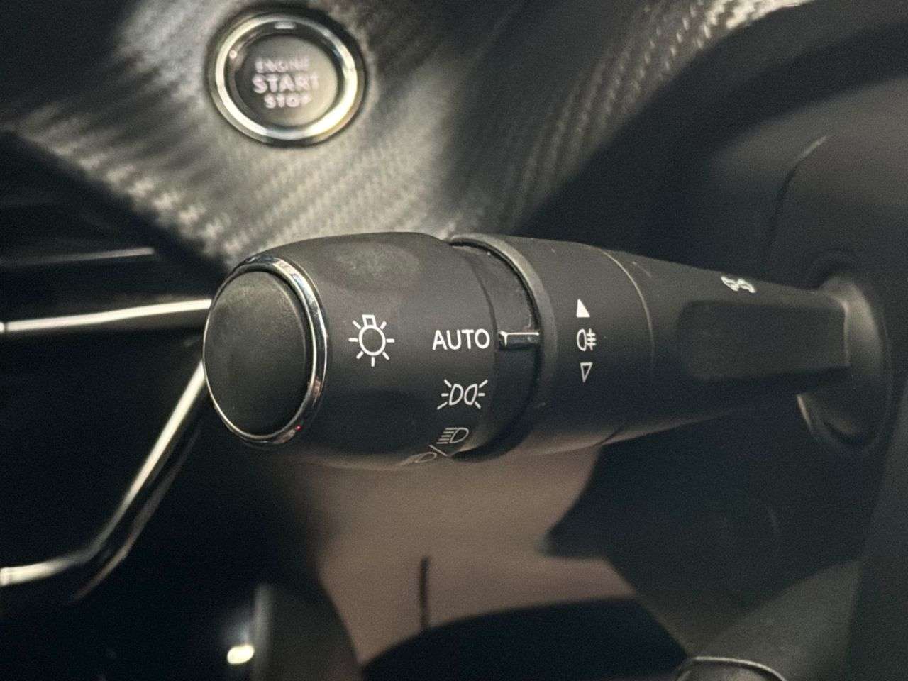 2021 PEUGEOT E-208 2021 PEUGEOT E-208