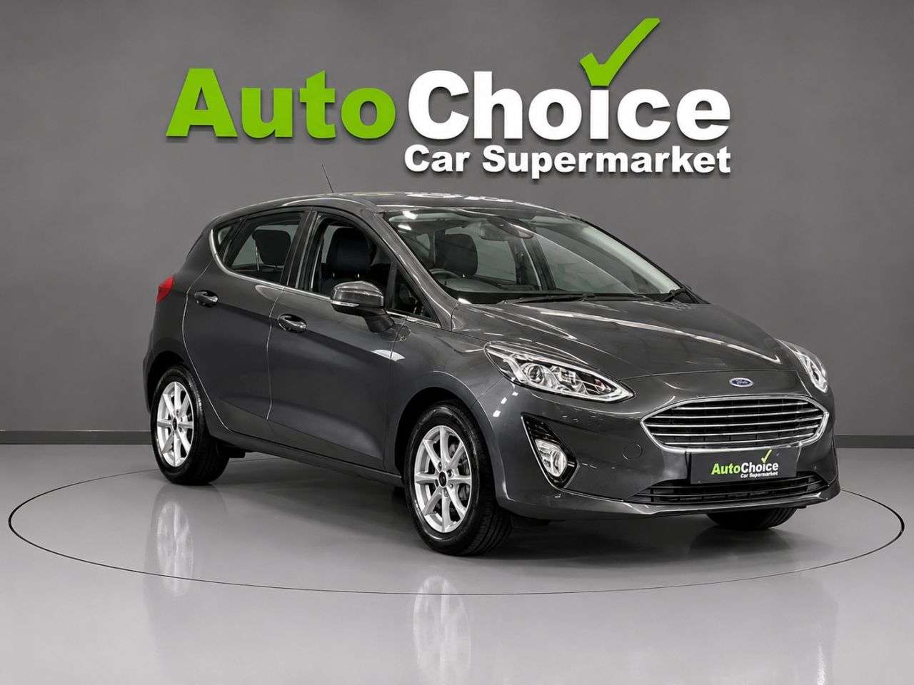 A 2017 FORD FIESTA 1.1 Ti-VCT Zetec Hatchback 5dr Petrol Manual Euro 6 (s/s) (85 ps) in Blackb A 2017 FORD FIESTA 1.1 Ti-VCT Zetec Hatchback 5dr Petrol Manual Euro 6 (s/s) (85 ps) in Blackb