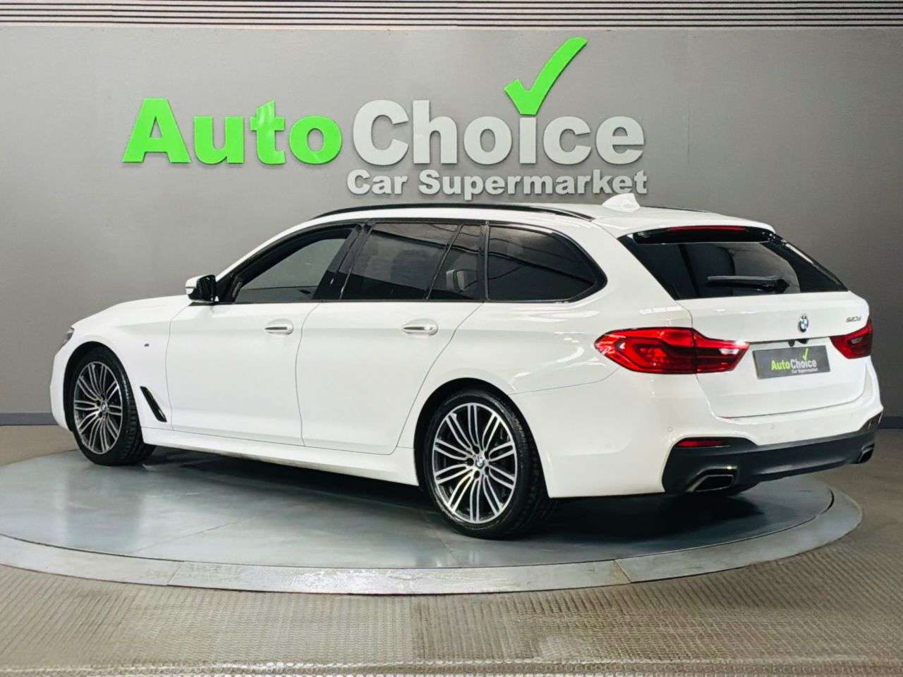 2018 BMW 5 SERIES 2018 BMW 5 SERIES