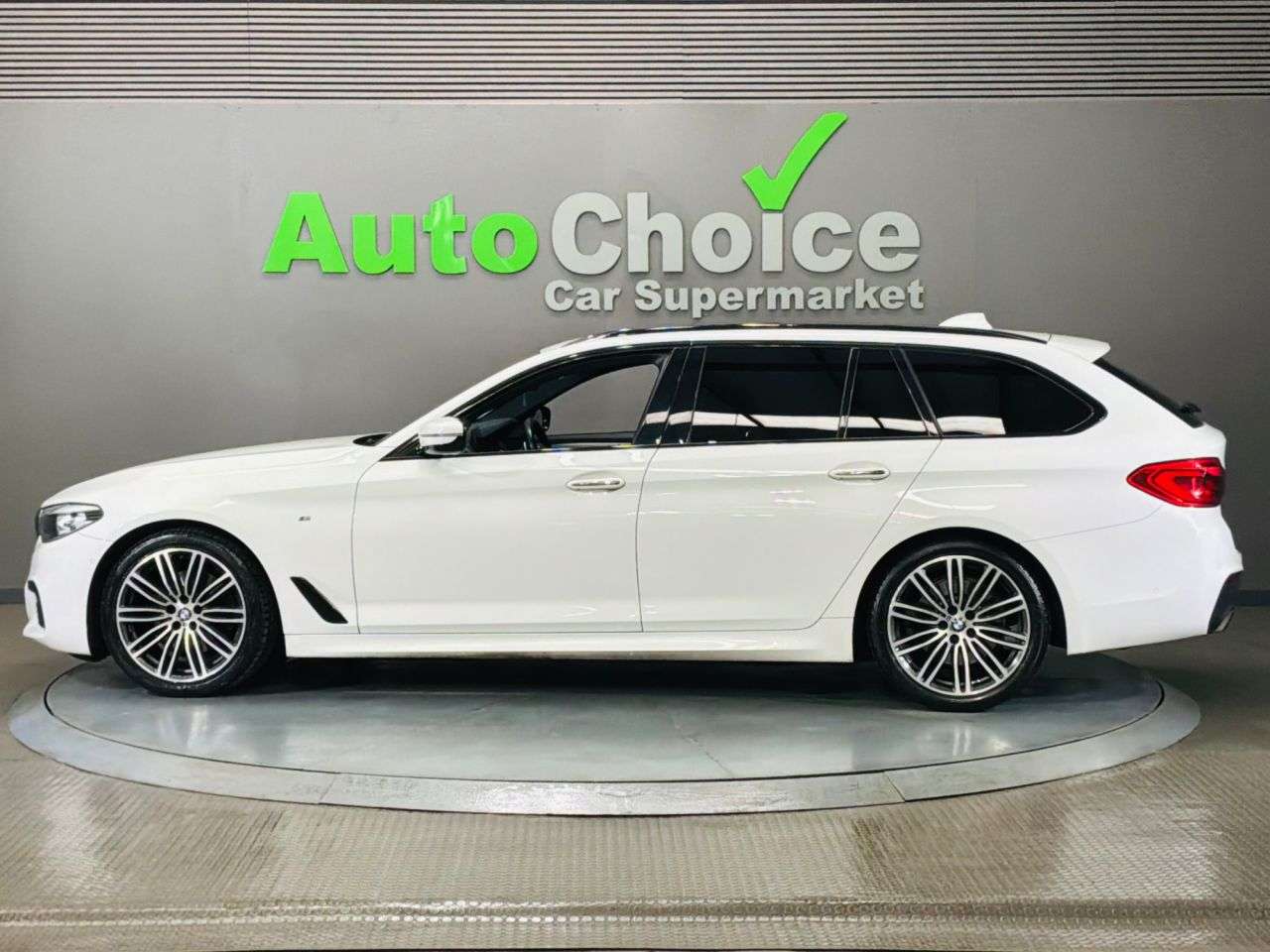 2018 BMW 5 SERIES 2018 BMW 5 SERIES