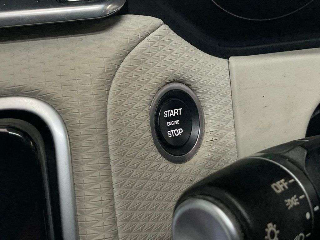 2019 LAND ROVER RANGE ROVER VELAR 2019 LAND ROVER RANGE ROVER VELAR
