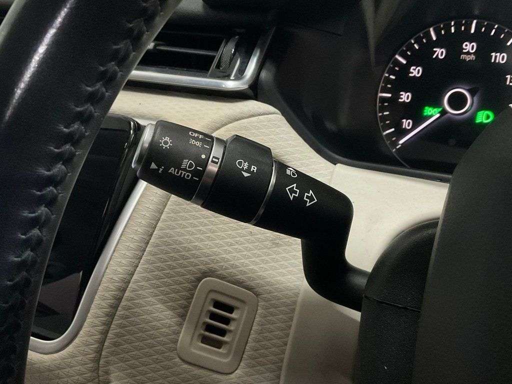 2019 LAND ROVER RANGE ROVER VELAR 2019 LAND ROVER RANGE ROVER VELAR