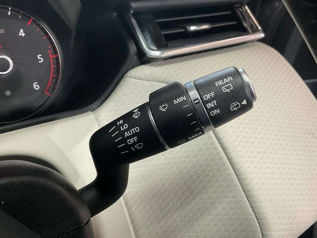 2019 LAND ROVER RANGE ROVER VELAR 2019 LAND ROVER RANGE ROVER VELAR