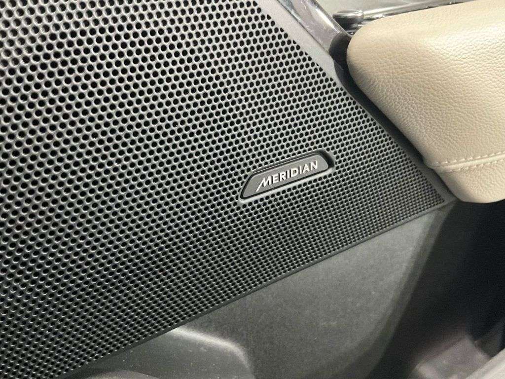 2019 LAND ROVER RANGE ROVER VELAR 2019 LAND ROVER RANGE ROVER VELAR