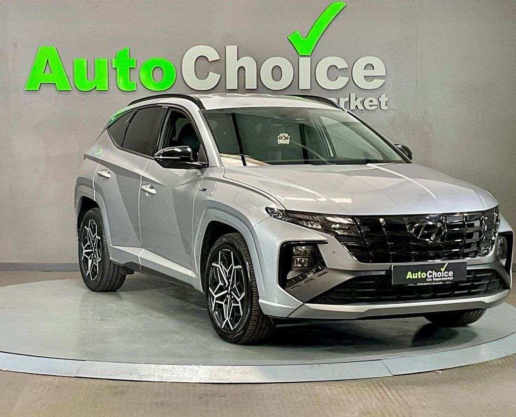 A 2021 HYUNDAI TUCSON 1.6 h T-GDi N Line SUV 5dr Petrol Hybrid Auto Euro 6 (s/s) (230 ps) *Amazin A 2021 HYUNDAI TUCSON 1.6 h T-GDi N Line SUV 5dr Petrol Hybrid Auto Euro 6 (s/s) (230 ps) *Amazin