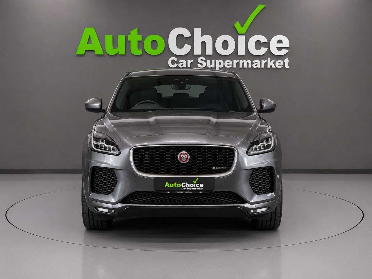 A 2019 JAGUAR E-PACE 2.0 P200 R-Dynamic SE SUV 5dr Petrol Auto AWD Euro 6 (s/s) (200 ps) A 2019 JAGUAR E-PACE 2.0 P200 R-Dynamic SE SUV 5dr Petrol Auto AWD Euro 6 (s/s) (200 ps)