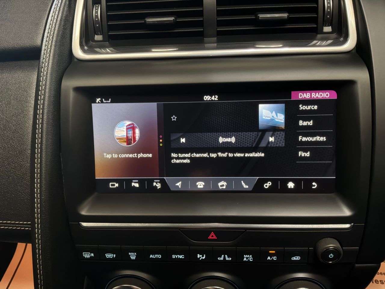 2019 JAGUAR E-PACE 2019 JAGUAR E-PACE