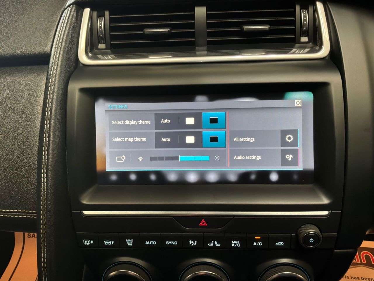 2019 JAGUAR E-PACE 2019 JAGUAR E-PACE