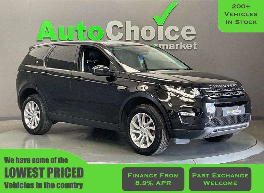 A 2017 LAND ROVER DISCOVERY SPORT 2.0 TD4 SE Tech SUV 5dr Diesel Auto 4WD Euro 6 (s/s) (180 ps) in Blackburn A 2017 LAND ROVER DISCOVERY SPORT 2.0 TD4 SE Tech SUV 5dr Diesel Auto 4WD Euro 6 (s/s) (180 ps) in Blackburn