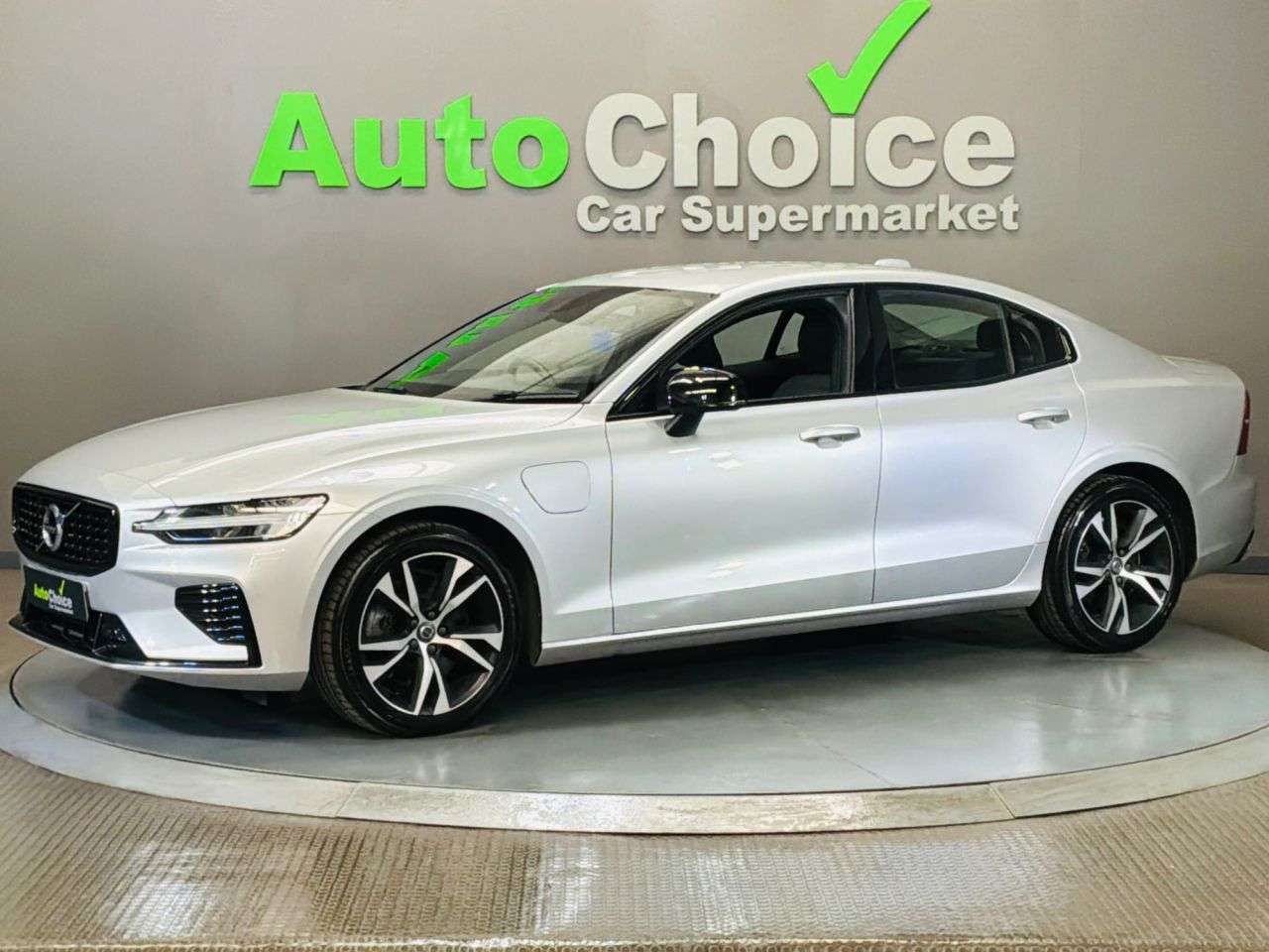 2022 VOLVO S60 2022 VOLVO S60