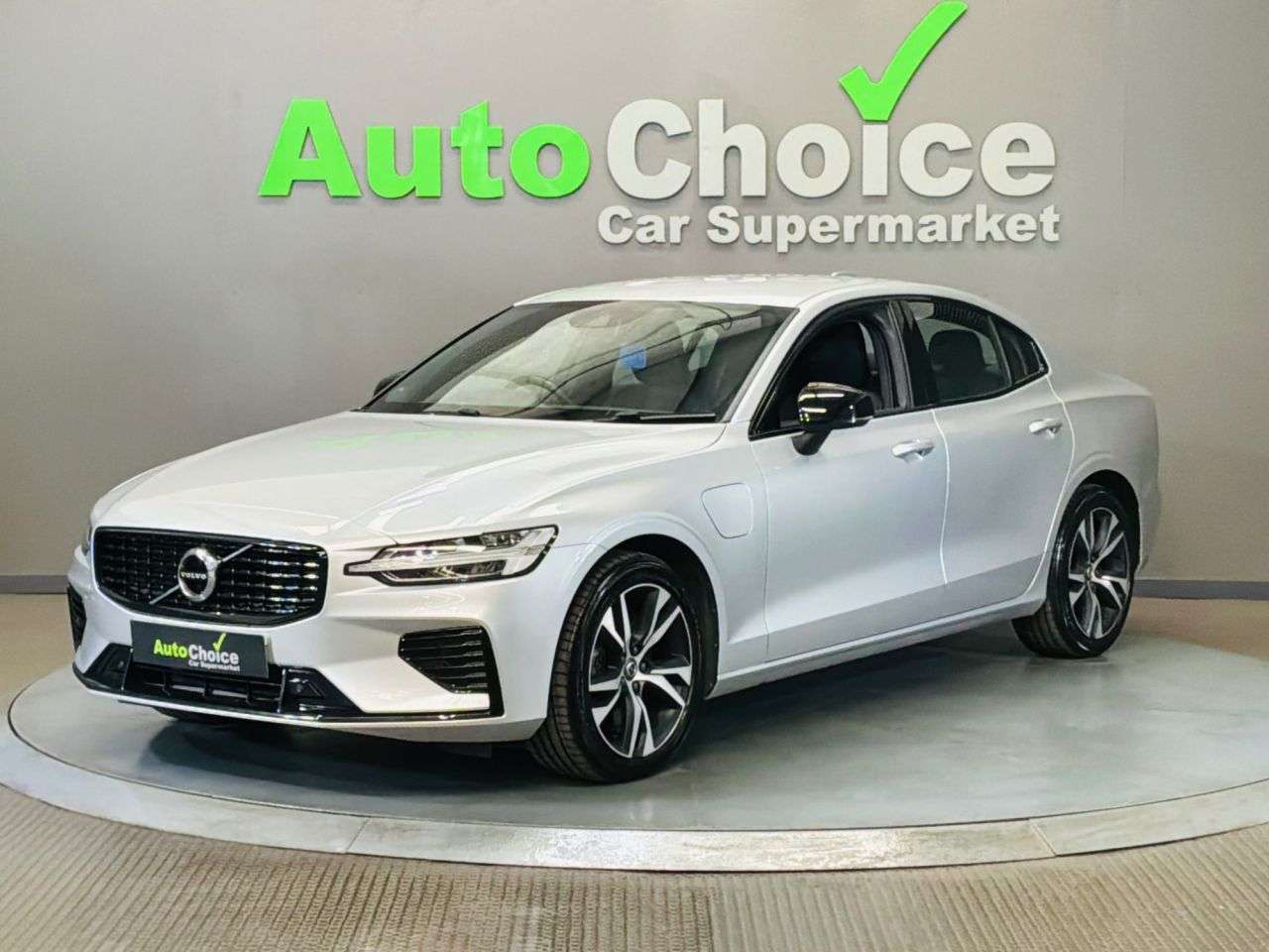 2022 VOLVO S60 2022 VOLVO S60