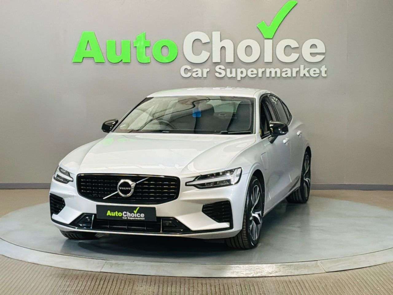2022 VOLVO S60 2022 VOLVO S60