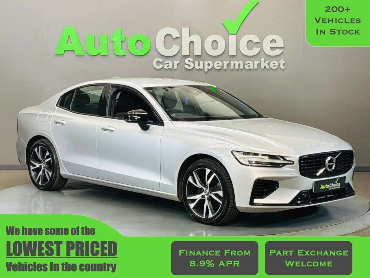 A 2022 VOLVO S60 2.0h T8 Recharge 18.8kWh R-Design Saloon 4dr Petrol Plug-in Hybrid Auto AWD A 2022 VOLVO S60 2.0h T8 Recharge 18.8kWh R-Design Saloon 4dr Petrol Plug-in Hybrid Auto AWD