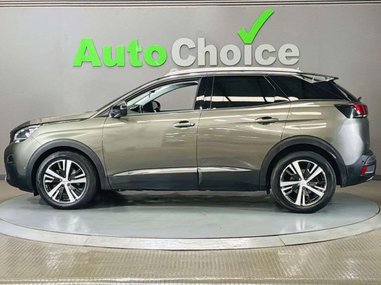 2019 PEUGEOT 3008 2019 PEUGEOT 3008