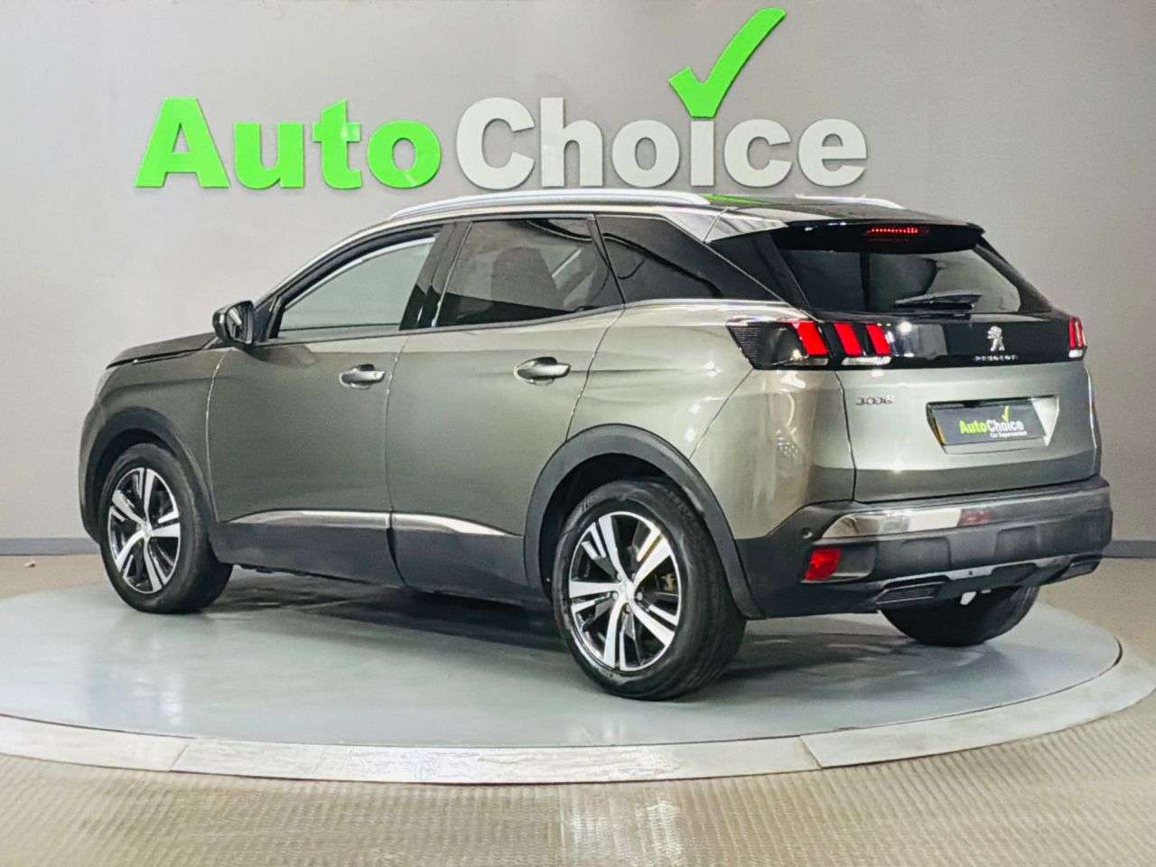 2019 PEUGEOT 3008 2019 PEUGEOT 3008
