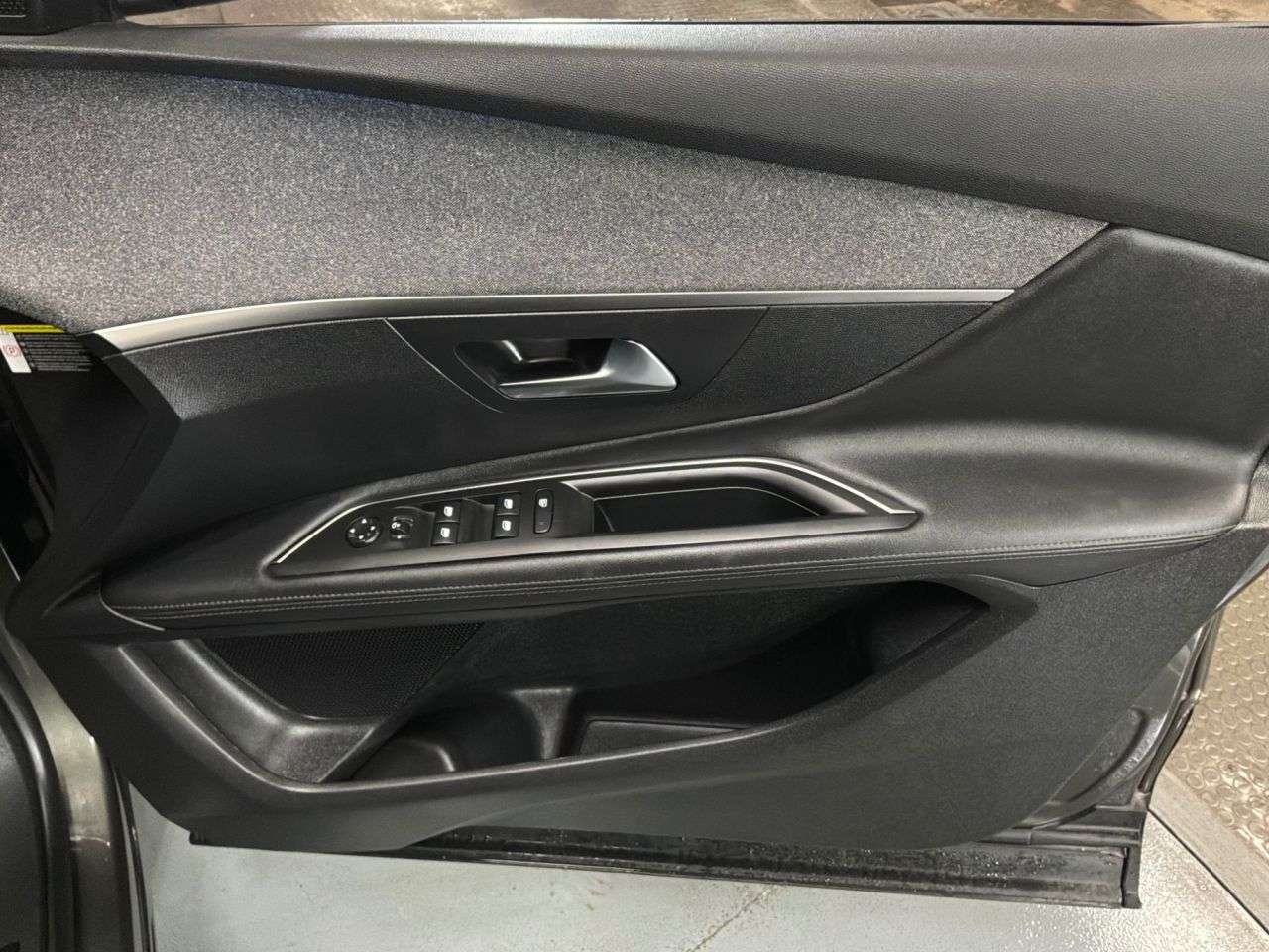 2019 PEUGEOT 3008 2019 PEUGEOT 3008