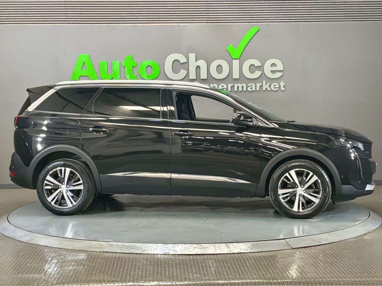 2023 PEUGEOT 5008 2023 PEUGEOT 5008