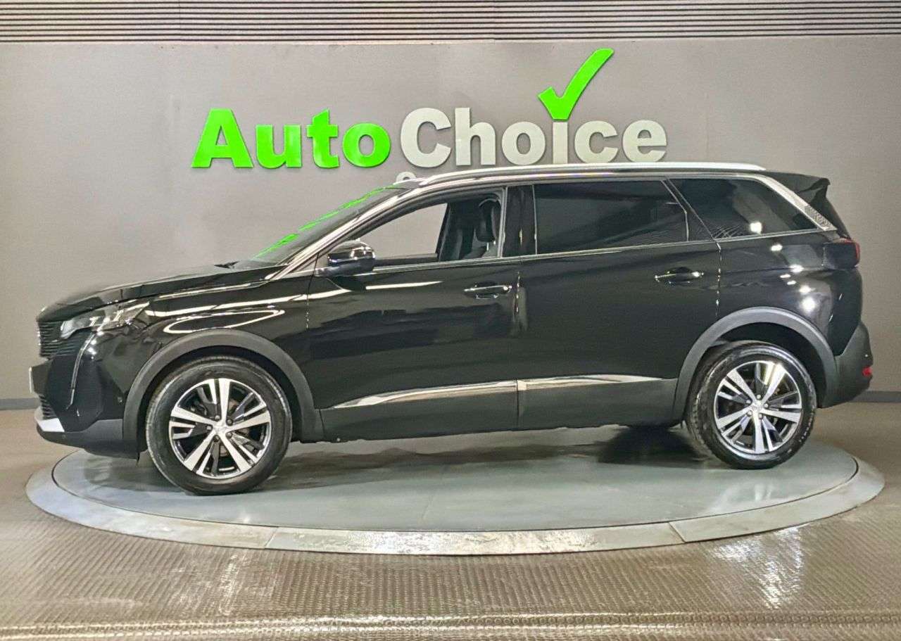 2023 PEUGEOT 5008 2023 PEUGEOT 5008