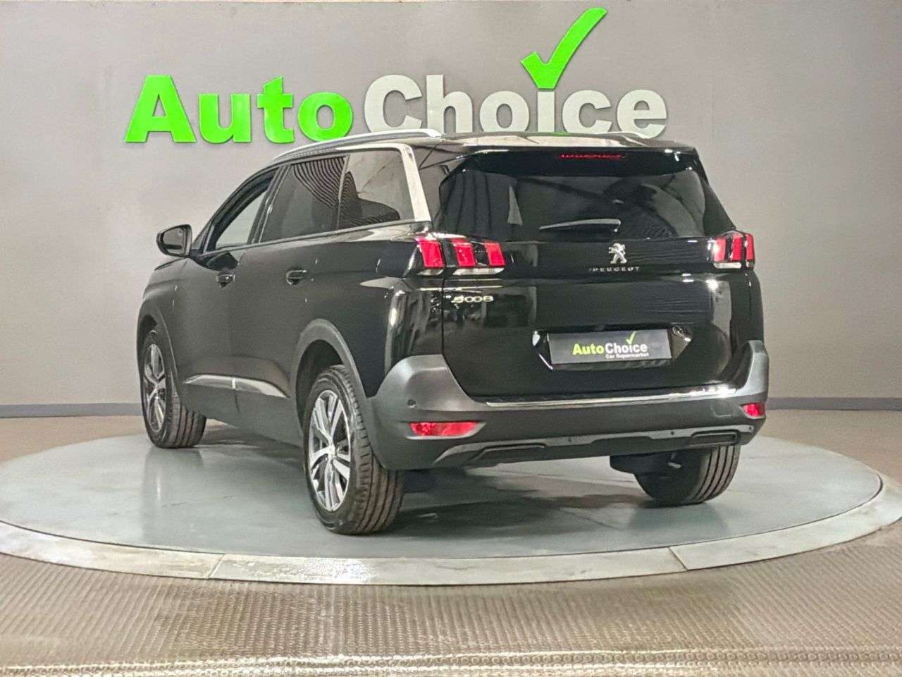 2023 PEUGEOT 5008 2023 PEUGEOT 5008