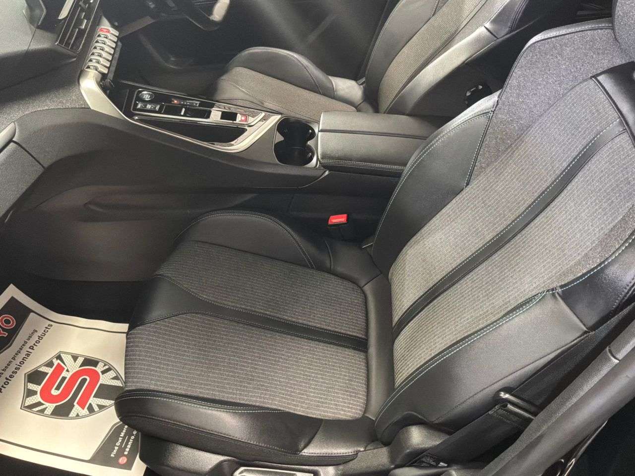 2023 PEUGEOT 5008 2023 PEUGEOT 5008