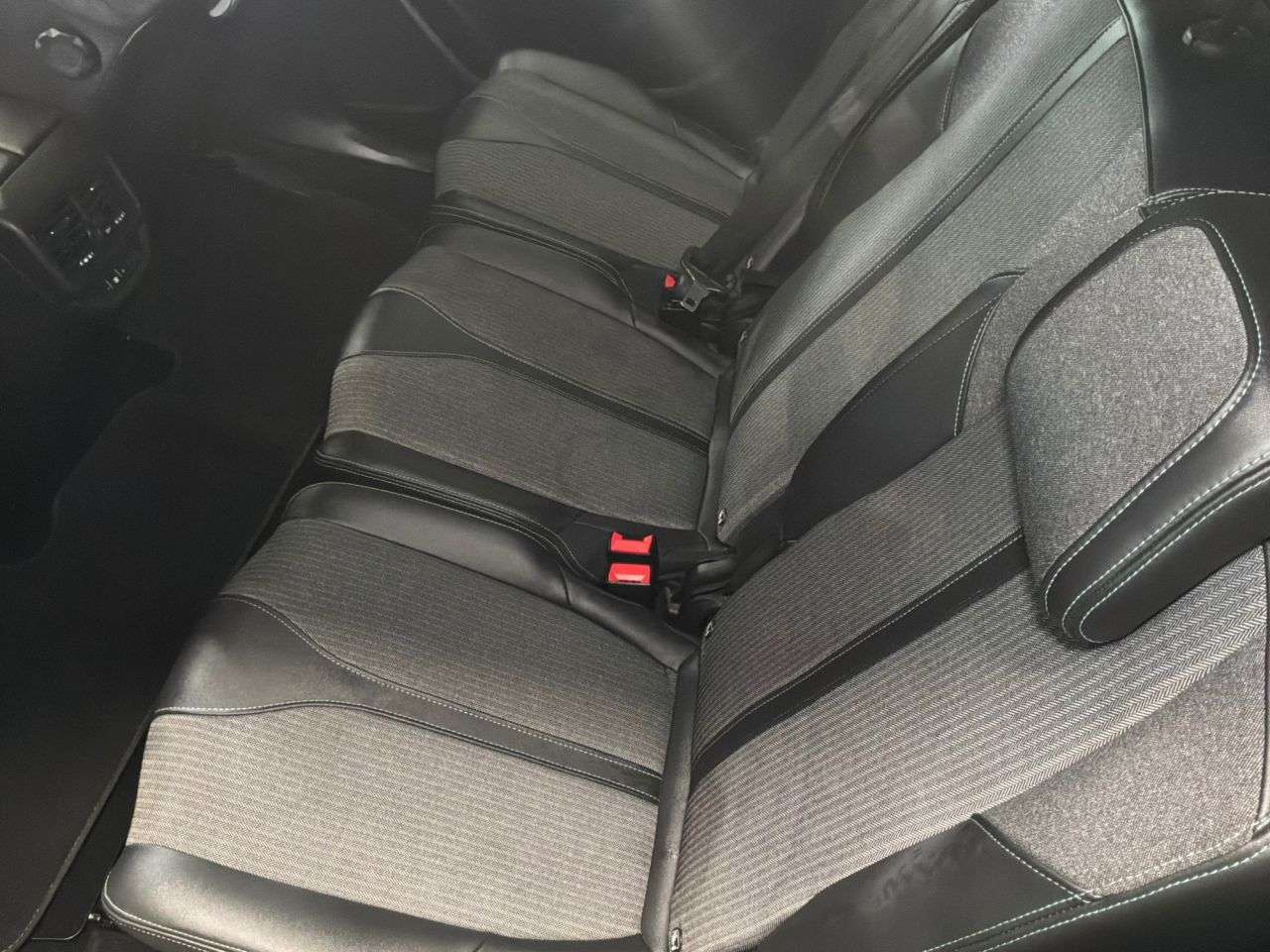 2023 PEUGEOT 5008 2023 PEUGEOT 5008