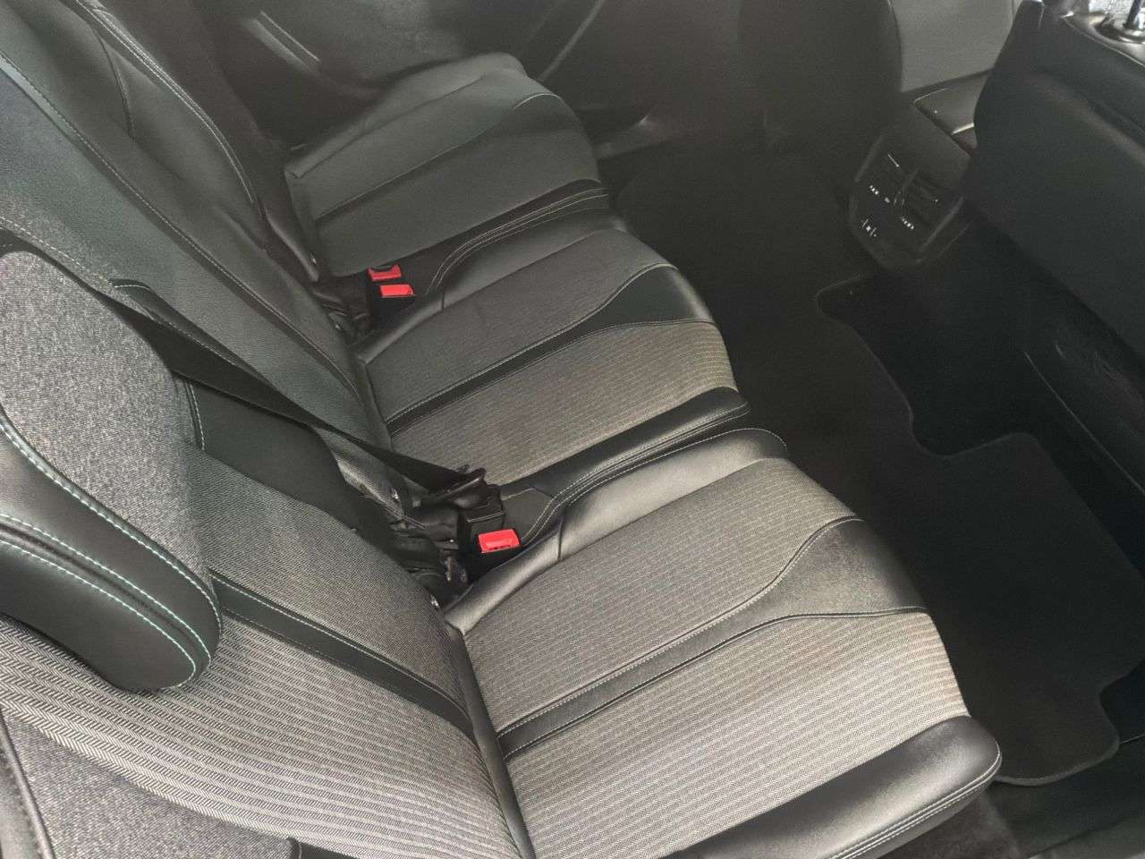 2023 PEUGEOT 5008 2023 PEUGEOT 5008