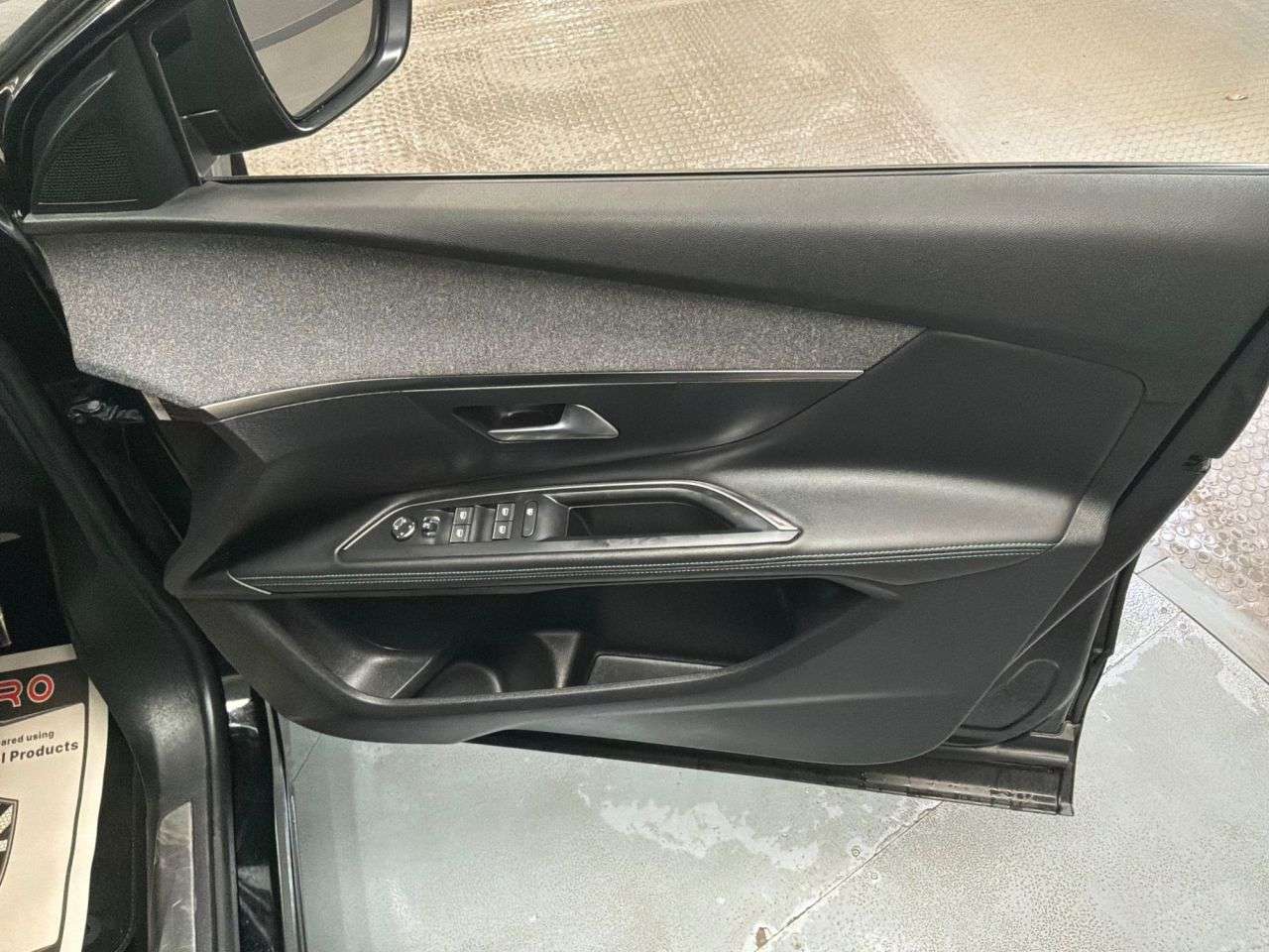 2023 PEUGEOT 5008 2023 PEUGEOT 5008