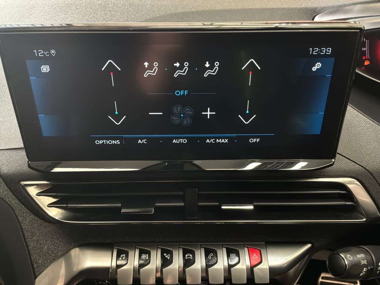 2023 PEUGEOT 5008 2023 PEUGEOT 5008