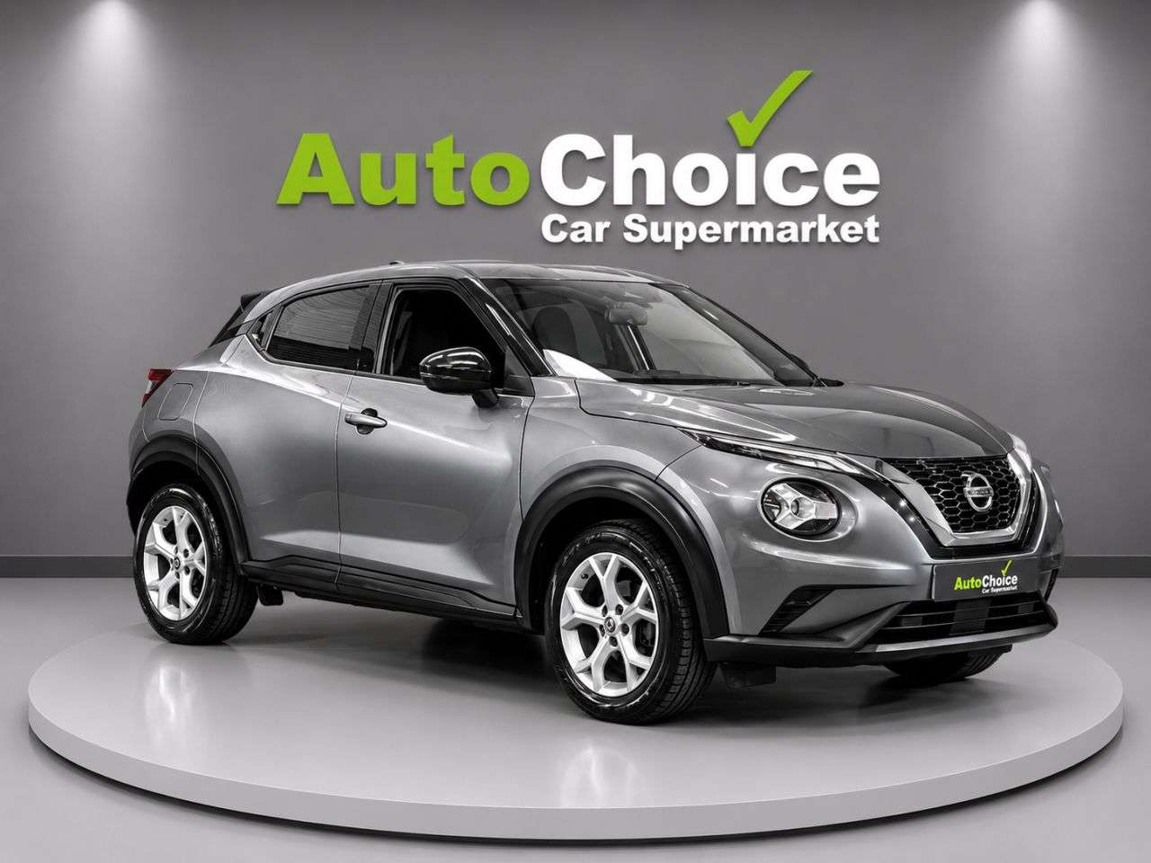 A 2022 NISSAN JUKE 1.0 DIG-T N-Connecta SUV 5dr Petrol Manual Euro 6 (s/s) (114 ps) in Blackbu A 2022 NISSAN JUKE 1.0 DIG-T N-Connecta SUV 5dr Petrol Manual Euro 6 (s/s) (114 ps) in Blackbu
