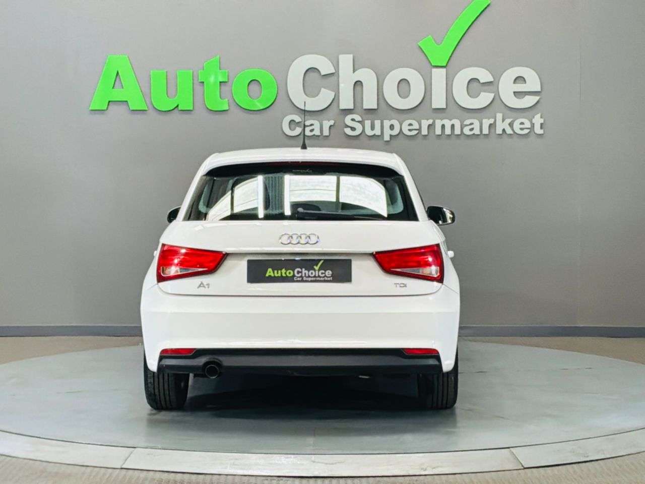 2017 AUDI A1 2017 AUDI A1