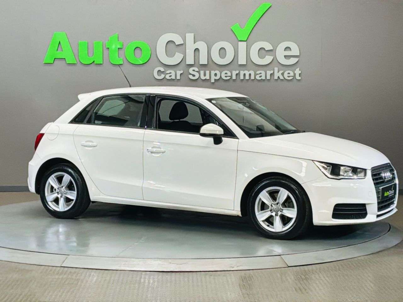 2017 AUDI A1 2017 AUDI A1