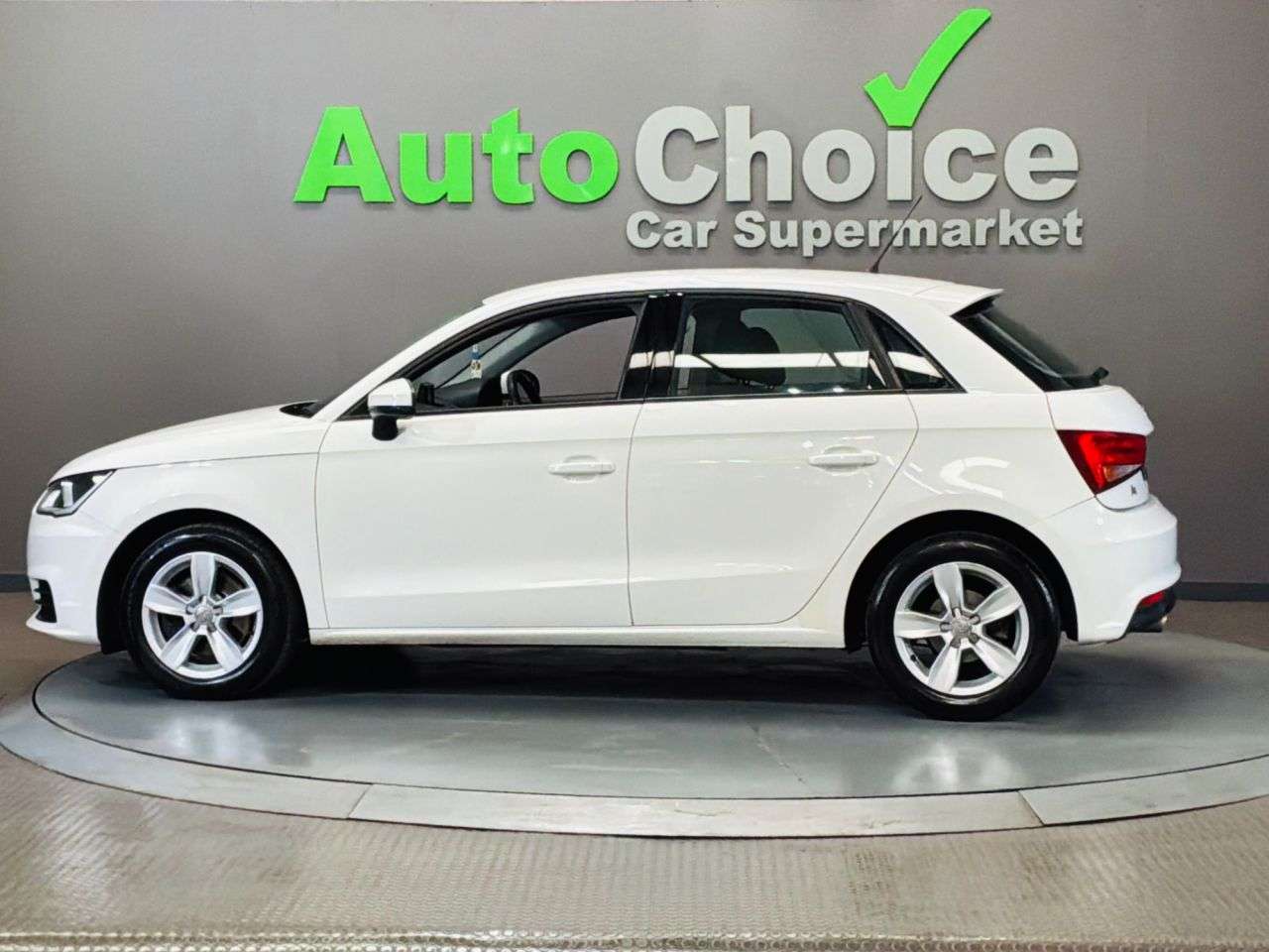 2017 AUDI A1 2017 AUDI A1